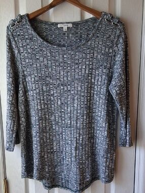 89th & Madison Multitone Gray Green Ribbed Knit Shoulder-Grommet Top